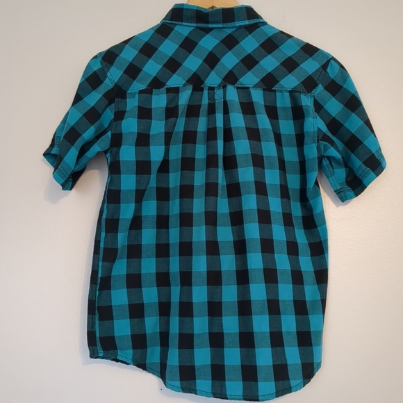 DC Plaid Button-Up Shirt Youth Boys 10/12 Medium Blue Plaid Skater Surfer Casual - Picture 2 of 7
